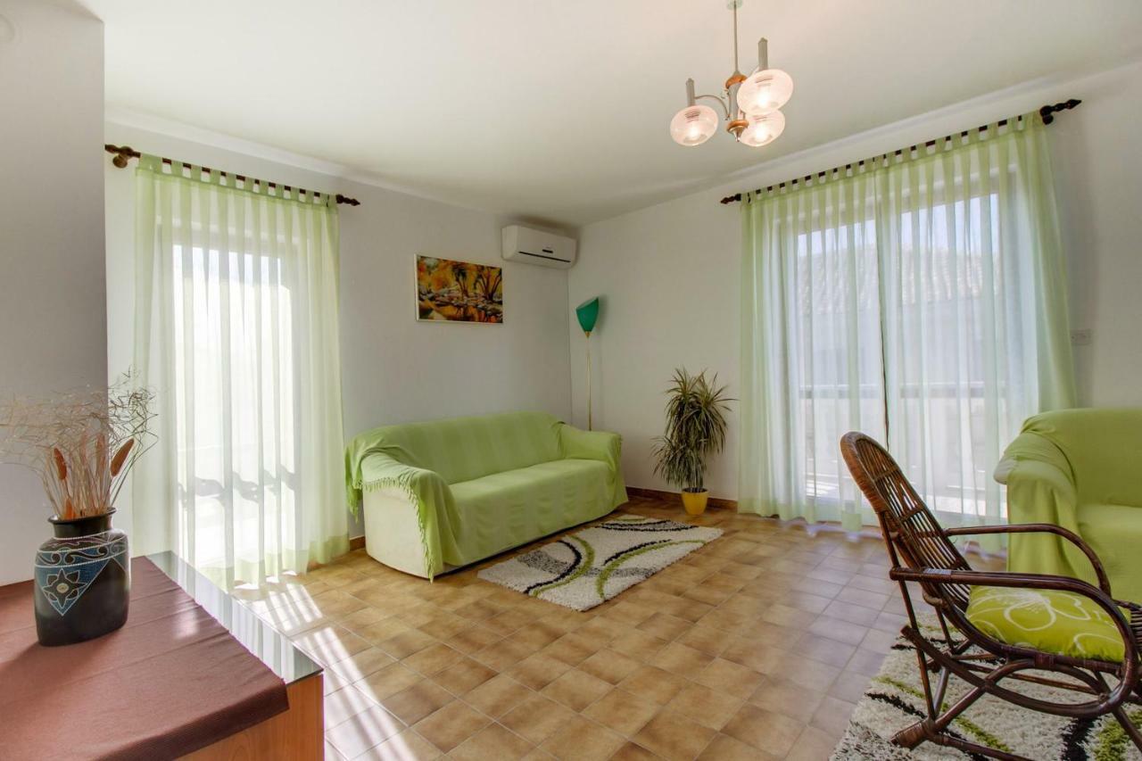 Andrino Apartment มาลีโลชินจ์ ภายนอก รูปภาพ